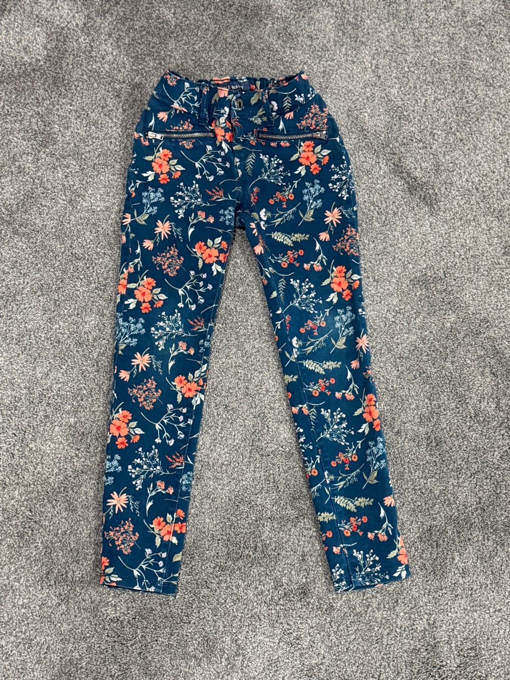 Old Navy Navy Floral Jeggings with Coral and Cream Flowers